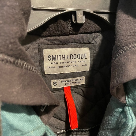 Smith + Rogue Women’s Quilted Jacket - Picture 2 of 6